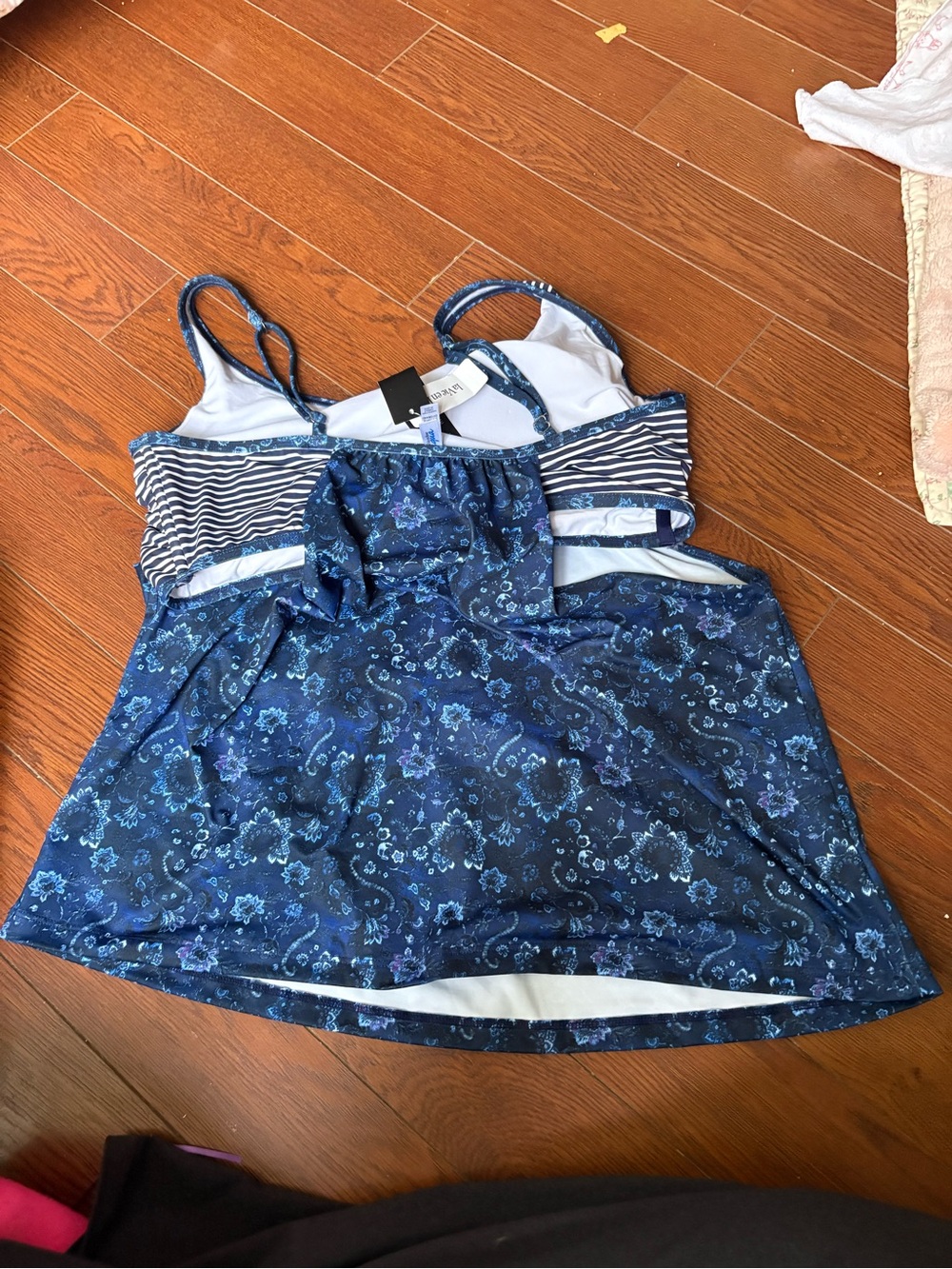 NWT La Vie en Rose Aqua Swimdress Tankini Top XL D Cup Floral Blue - Picture 2 of 5